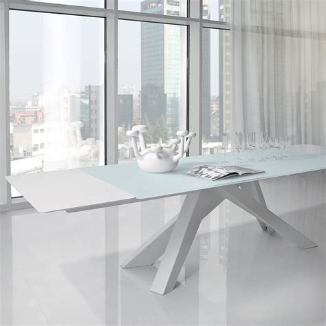 The big table group is the operator of the las iguanas, bella italia and café rouge restaurant brands. Bonaldo Big Table dining table with crystal top, made in Italy