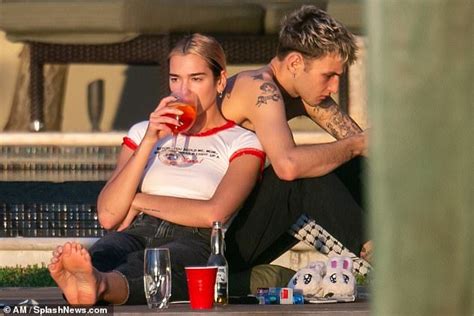 Dua Lipa Enjoys Some Sunset Yoga In Miami With Boyfriend Anwar Hadid