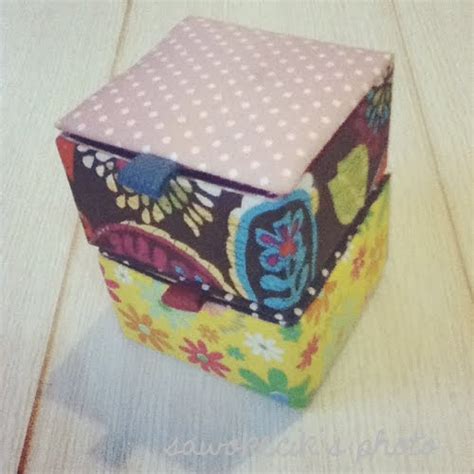 Kerajinan dari kotak susu cair. Tutorial ... Kotak Susu Bekas menjadi Kotak Serbaguna