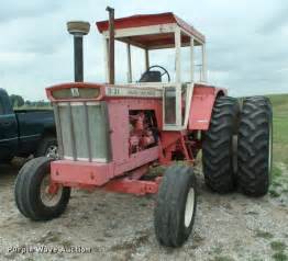 Allis Chalmers D21 Tractor In Lamar Mo Item Dk9712 For Sale Purple
