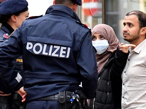 erste bilanz nach verhüllungsverbot in wien für polizei läuft es “schwierig” polizei news