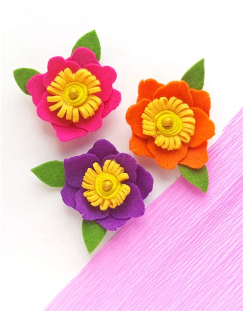 Diy Felt Flowers Free Printable Template Moms And Crafters