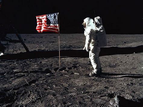 50 Famous Photos That Changed Our World Forever