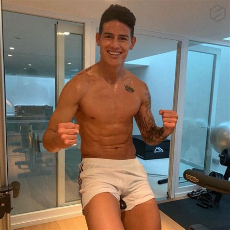 He S Sculpted Like A Disney Prince Here S How James Rodriguez Looks So