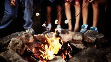 Bonfire Vs Campfire Differences Explained Rv Lyfe