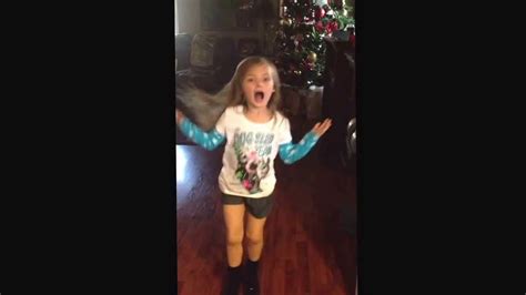 6 Year Old Dancing To What Does The Fox Say Youtube