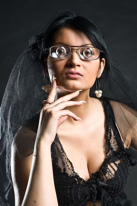 Amputee Model Portrait Photography Women Eye Wear Glasses