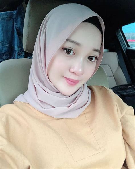 Pin Oleh Kimung Lutfi Hafaz Di Hijab Di 2020 Hijab Chic Model Free