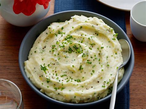 A sour cream dressing turns a basic potato salad recipe into something special for your next summer cookout. How to Use Sour Cream : Recipes and Cooking Ideas ...