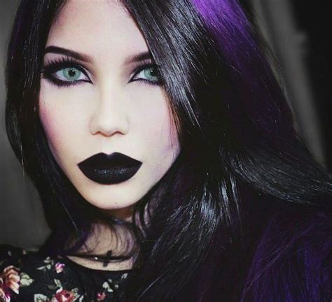 Black And Purple Hair Color Ladystyle Gothic Fashion Goth Beauty