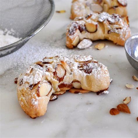 These Crescent Almond Cookies Are Quick And Super Easy To Make Filled