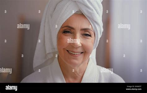 White Caucasian Senior Middle Age Hi Res Stock Photography And Images