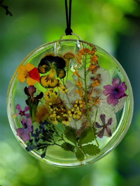 We did not find results for: Preserving Flowers In Resin - Happy Family Art