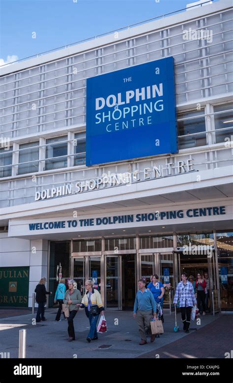 Poole Dolphin Shopping Centre Entrance Dorset England Uk Europe