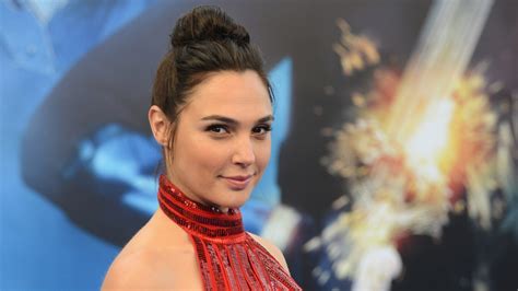 The woman who left is inspired by (rather than strictly adapted from) tolstoy's short story god sees the truth, but waits. Gal Gadot Cast as Cleopatra in Upcoming Film Stirs ...