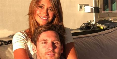 Antonela Roccuzzo Se Puso Una Bikini Verde Agua Y Dejó Sin Aliento A Messi ¡sirenita Hot