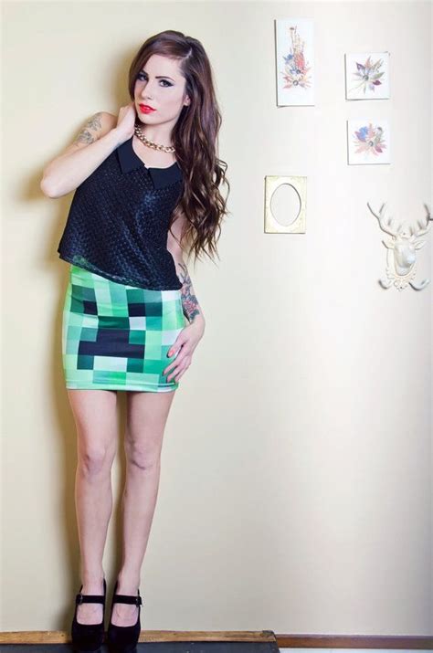 Pin By Cece Hernandez On Minecraft Stuff Body Con Skirt Geek Chic
