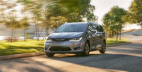Chrysler Pacifica Touring L Lease Deals Gpm