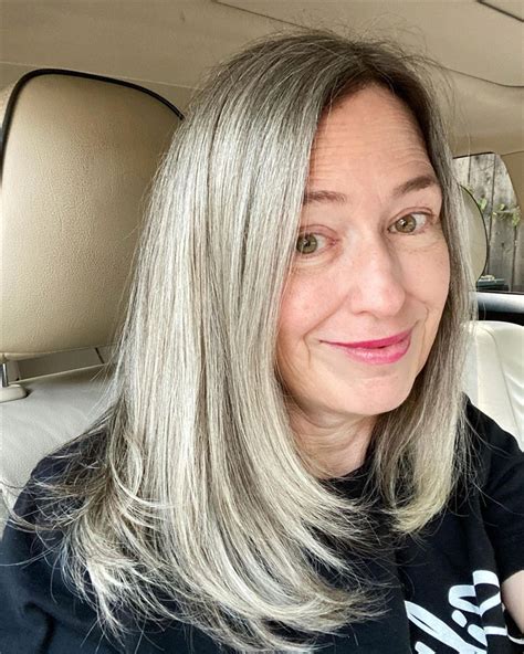 50 Hottest Long Gray Hair Ideas That You Must Try Lead Hairstyles
