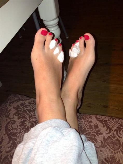 Monique Smits Feet