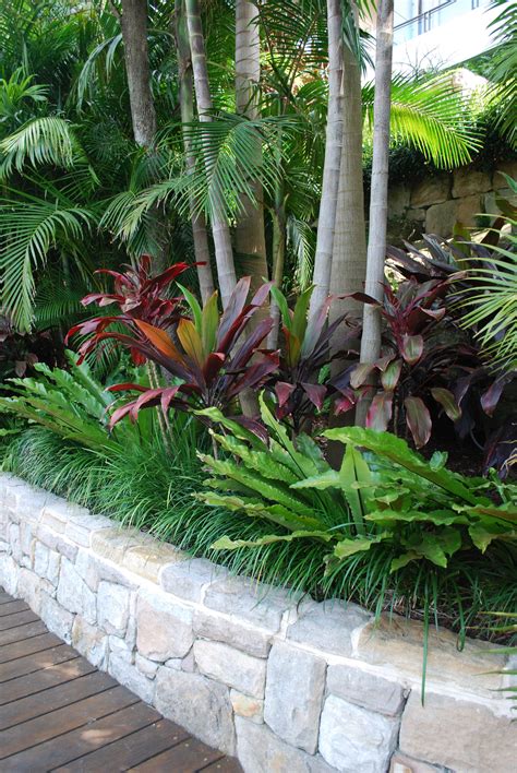 Easy And Simple Landscaping Ideas And Garden Designs