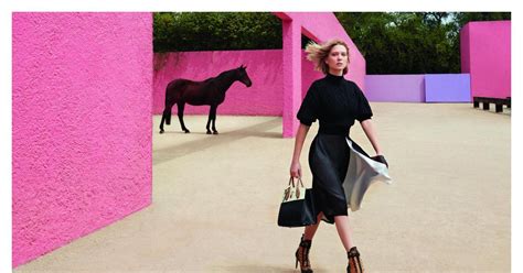 Léa Seydoux Pour Louis Vuitton Une Première Campagne Architecturale