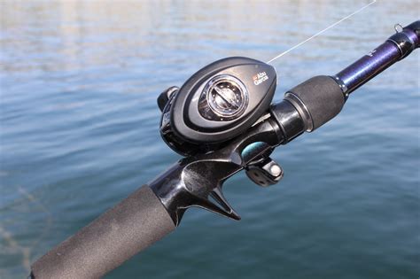 Abu garcia has done an excellent job in recent years defining itself as a leader in the low profile baitcaster market. T Brinks Fishing: Abu Garcia REVO SX Gen 3 Review