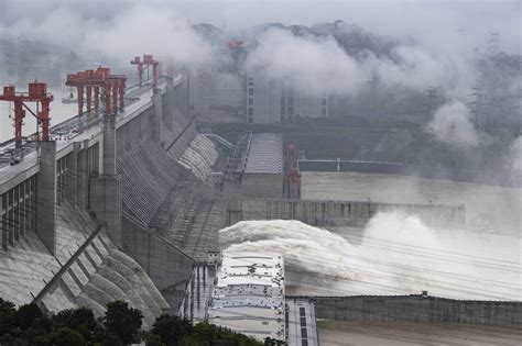 China flooding: 14 killed at Three Gorges Dam on Yangtze River as water peaks - DNyuz