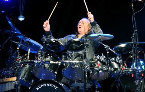 drummer alan white reflects   history    drum lessons