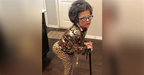 Kindergartener Dresses Up As Old Lady For School Party Inspiremore