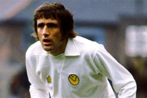 Leeds United Legend Norman Bites Yer Legs Hunter Dies At 76 After