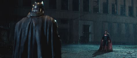 Confira novas imagens de Batman vs Superman A Origem da Justiça