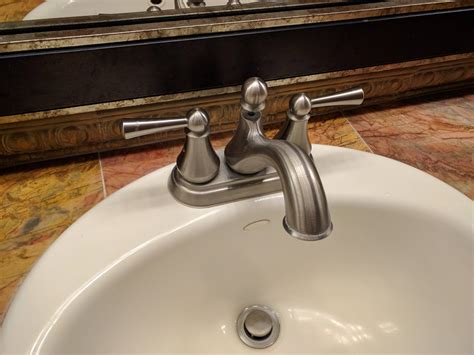 A faucet aerator is a simple fitting that screws into the end of most bathroom and kitchen faucets. plumbing - What do I need to remove and replace this ...