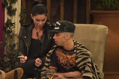 Celebrity Big Brother Dappy Makes His Move On Jasmine Waltz As Pair Up The Flirting With