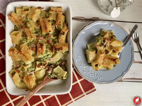Check spelling or type a new query. La Mozzarella In Carrozza - Pasta al forno con piselli e ...
