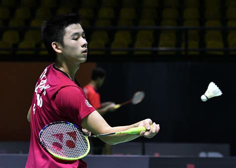 Nov 28, 2020 · เกมกีฬาแบดมินตัน (badminton) นั้นถือได้ว่าเป็นอีกหนึ่งเกมกีฬาที่น่าจับตาอยู่ไม่น้อย โดยเฉพาะอย่างยิ่งในปัจจุบันที่มีนักกีฬาจากประเทศไทยหลายคน. แบดมินตันเยาวชนไทยชนะ ไต้หวัน การันตีแชมป์กลุ่ม บี "เอเชีย ...