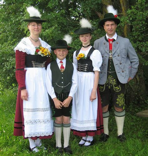 Austrian Folk Costumes Overview Of The Folk Costumes Of Germany