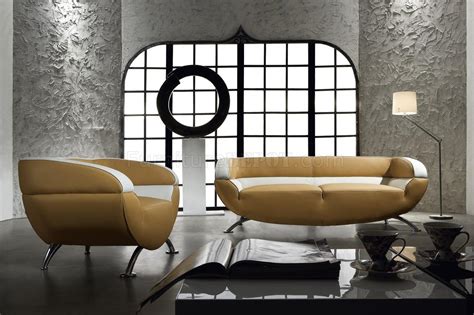 This retro inspired living room is attractive and made modern by using two main colors and the accent decors in the living room made this one retro. Two-Tone Leather 3 Piece Living Room Set Miss 60 Light ...