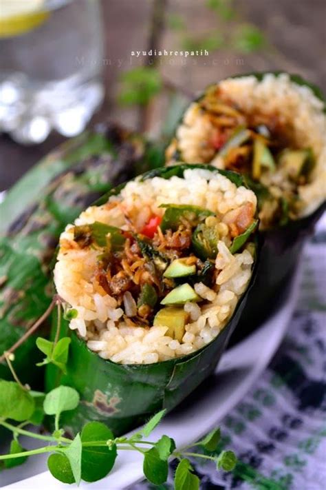 Some shoots are more complicated stories than others, and it may sound like a lot of work, but it's really not. Nasi Liwet Bakar Isi Teri & Pete | Masakan indonesia ...