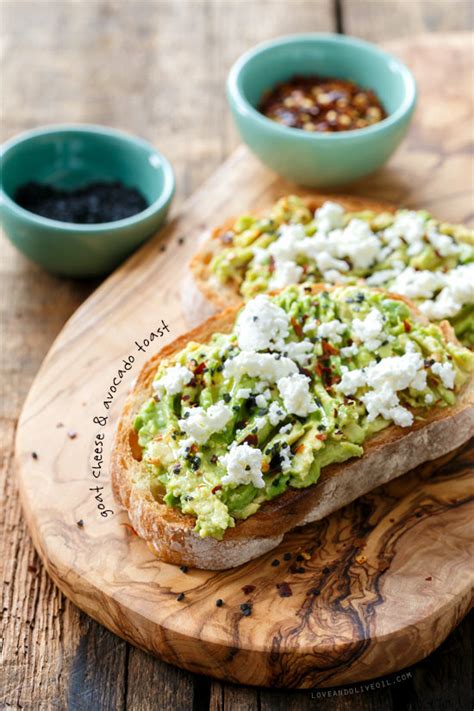 How To Make Goat Cheese And Goat Cheese And Avocado Toast