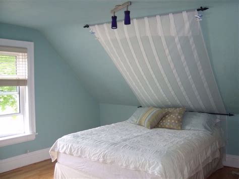 Which is the best gallery for sloped ceilings? Slanted ceiling | Sloped ceiling bedroom, Slanted ceiling ...