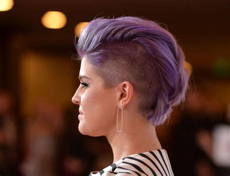 Womens Short Hairstyles Shaved Sides Kelly Osbourne Hair Short Hair Styles Mohawk Hairstyles