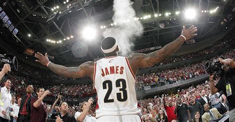 Ranking The 25 Most Iconic Photos In Nba History By Luke Zylstra Medium