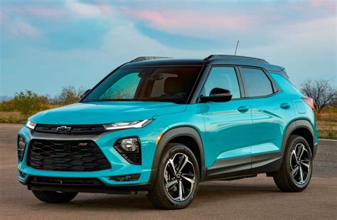 The blazer's story begins in 1969 when chevrolet rolled out the first k5 blazer to compete with the likes of the ford bronco, international harvester scout and jeep cherokee. New Chevy Trailblazer brings a small crossover to the ...