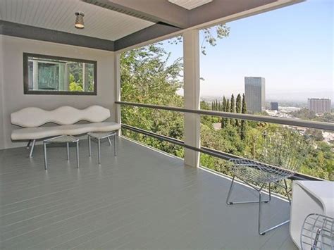 Post Modern House Design On Hollywood Hills Digsdigs