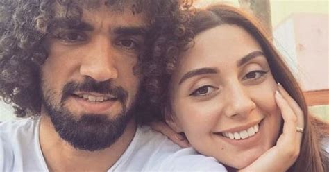 Oyuncu maral büyüksaraç, instagram'dan fenerbahçe'nin yeni transferi sadık çiftpınar'a mesaj attı. Sadık Çiftpınar'ın eşi Betül Çiftpınar, eşine mesaj atan ...