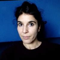 In tre stazioni attiva assistenza per salita/discesa bordo treno con carrello. Mihaela Ilie - Coordinamento organizzativo e didattico ...