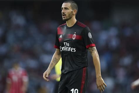 Maybe you would like to learn more about one of these? Leonardo Bonucci Photos Photos - FC Bayern v AC Milan ...