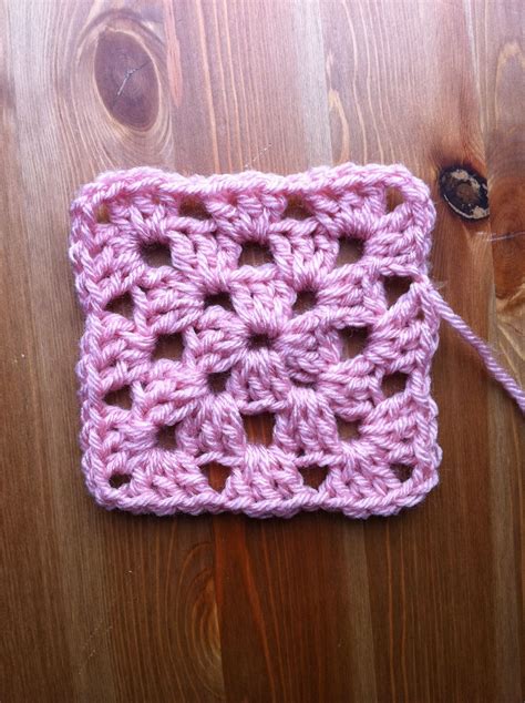 How To Crochet A Granny Square Crochet Granny Square Tutorial Granny