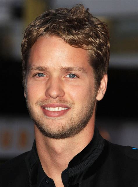 This frumpy, maternal, irish character actress gained experience in irish theater and with the national theatre, the royal shakespeare company and the court theatre company in great britain. Sam Branson Net Worth - biography, quotes, wiki, assets ...